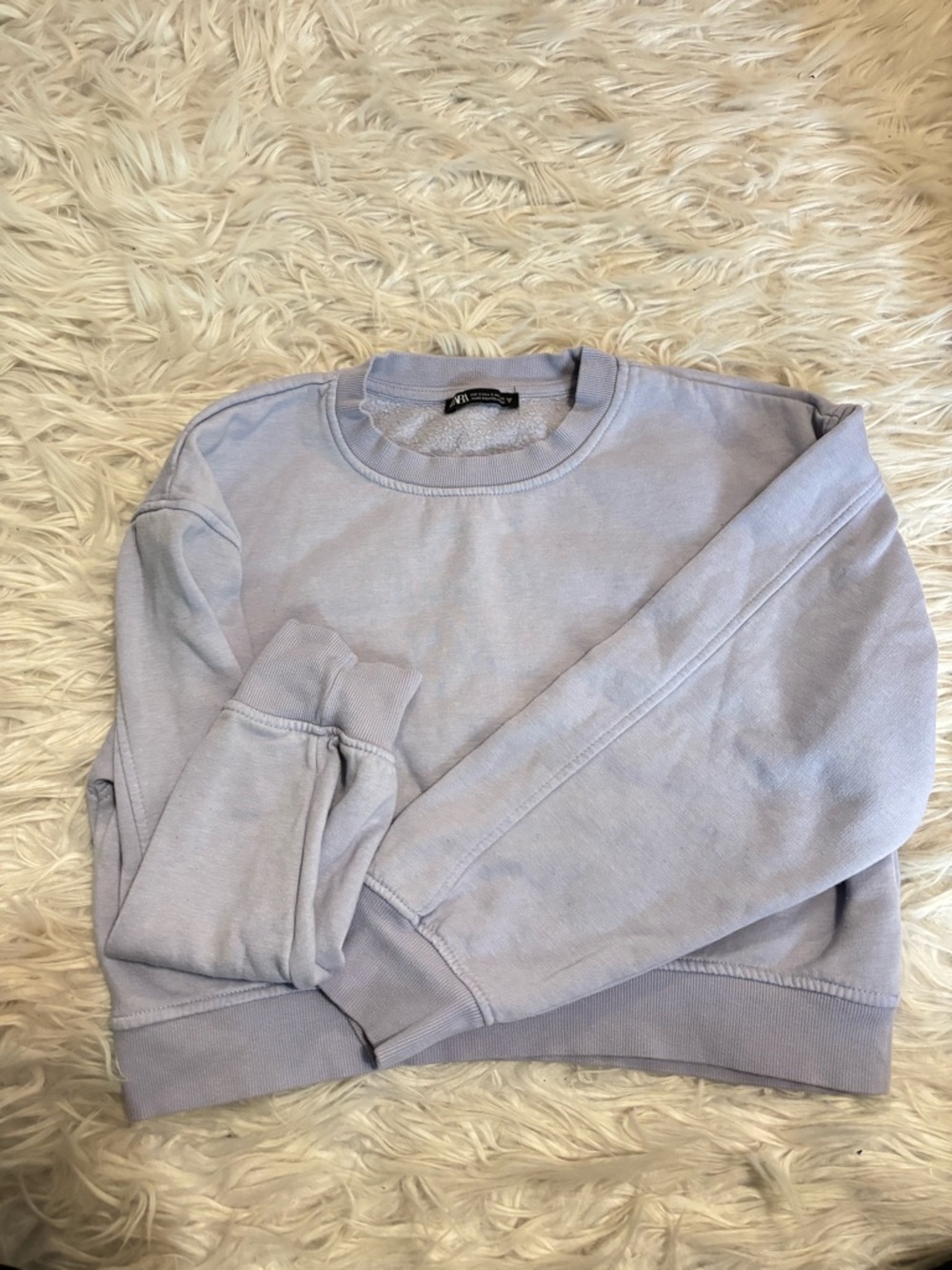 Zara women’s Lavender Crewneck Sweatshirt